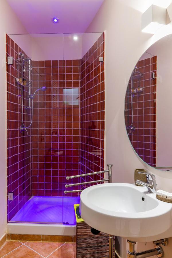 Bed&Book Hotel Матера Екстериор снимка